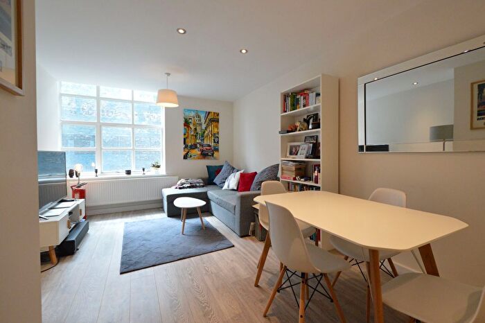 1 Bedroom Flat To Rent In Lewisham High Street, Tower House, SE13