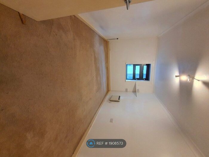 1 Bedroom Flat To Rent In Church Road, Hove, BN3