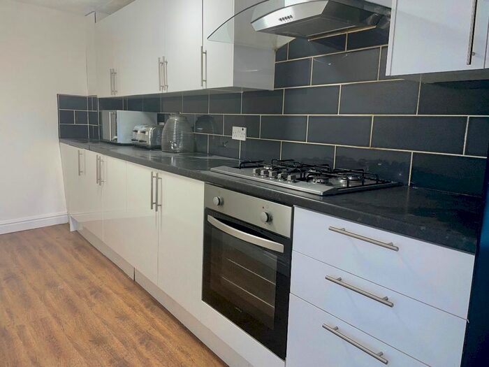 4 Bedroom Terraced House To Rent In Birches Head Road, Stoke-On-Trent ST16Nd ST1