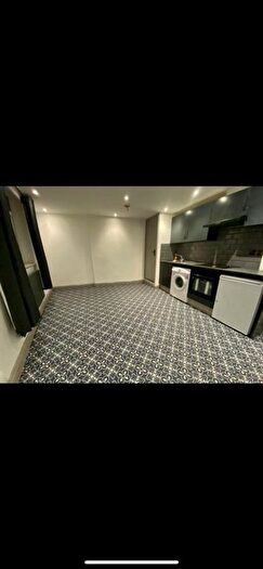 2 Bedroom Flat To Rent In Clouds Hill Road, Bristol, BS5