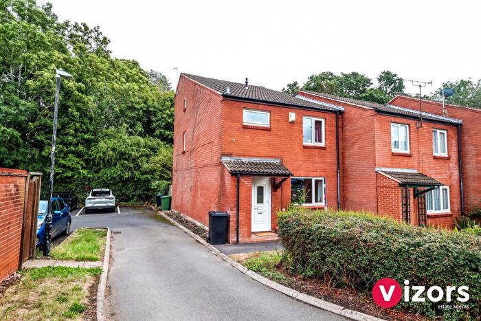 5 Bedroom End Of Terrace House For Sale In Mickleton Close, Redditch, B98