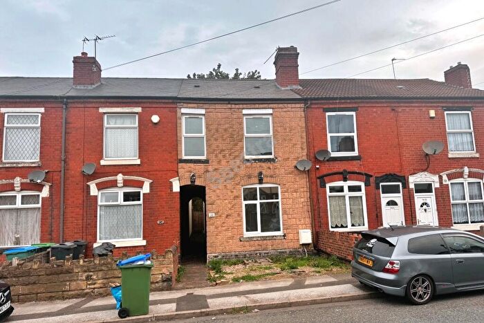 3 Bedroom Terraced House To Rent In Vicarage Road, B71