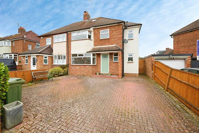 4 Bedroom Semi Detached House For Sale In Brookfield Road, Haversham, Milton Keynes, MK19