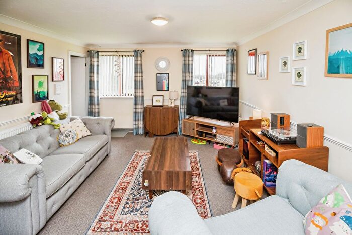 2 Bedroom Flat For Sale In Main Road, Broughton, Chester, Flintshire, CH4