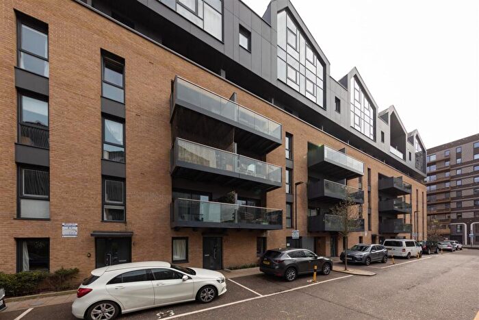 2 Bedroom Apartment For Sale In Champness Close, Walthamstow, E17