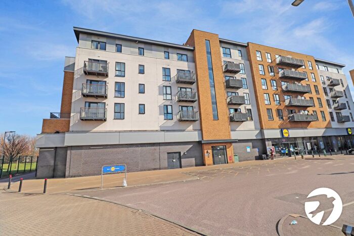 1 Bedroom Flat For Sale In Clydesdale Way, Belvedere, DA17
