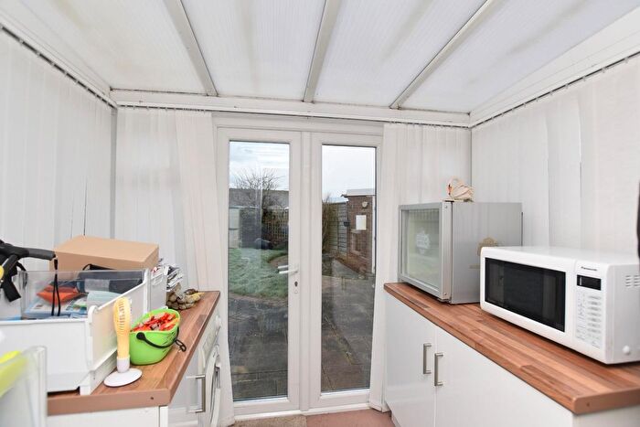 2 Bedroom Semi-Detached Bungalow For Sale In Aspen Close, St. Marys Bay, Romney Marsh, TN29