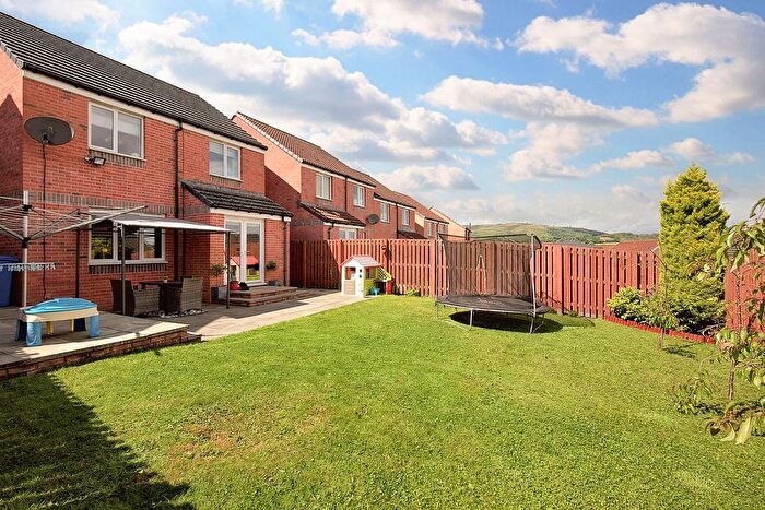 4 Bedroom Villa For Sale In Trinity Crescent, Kelty, KY4