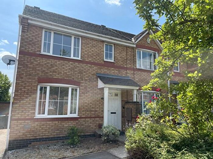 3 Bedroom End Of Terrace House To Rent In Furlong Road, Coventry, CV1