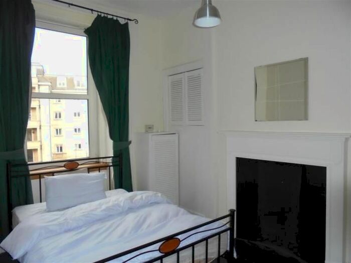 2 Bedroom Flat To Rent In Balcarres Street, Edinburgh, EH10
