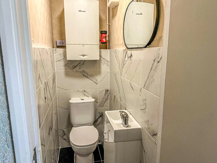 3 Bedroom Detached House For Sale In Winchelsea Drive, CM2