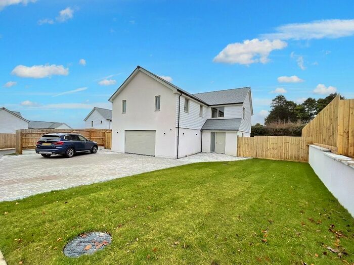 4 Bedroom Detached House For Sale In Magnolia Way, Okehampton, EX20