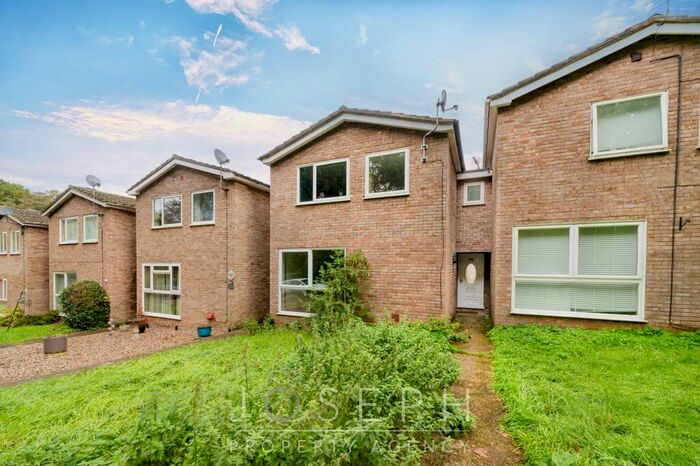 4 Bedroom Link Detached House To Rent In Springhurst Close, Ipswich, IP4