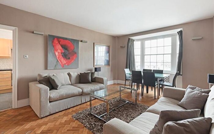 1 Bedroom Flat To Rent In Gloucester Place, Marylebone, London, NW1