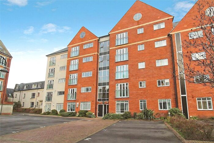 2 Bedroom Apartment For Sale In Ushers Court, Trowbridge, BA14