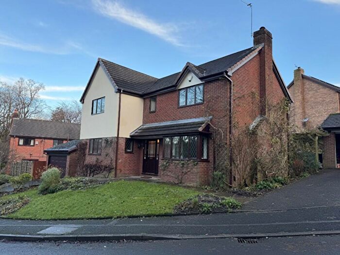 4 Bedroom Detached House For Sale In Oaklands Road, Godley, Hyde, Greater Manchester, SK14