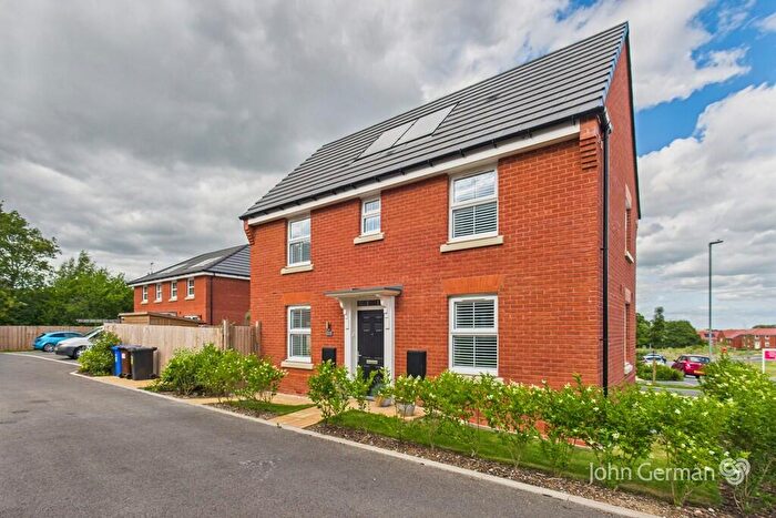 3 Bedroom Semi-Detached House For Sale In Dowling Road, Uttoxeter, ST14