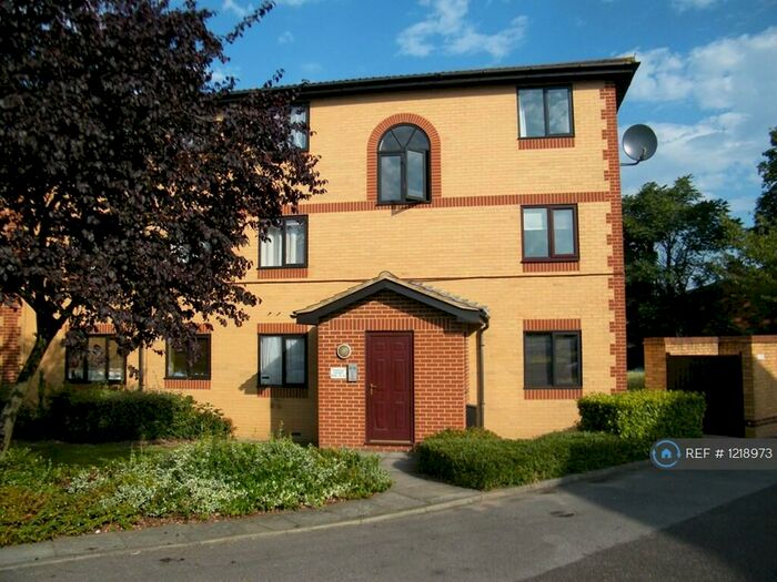 1 Bedroom Flat To Rent In Thistle Court, Dartford, DA1