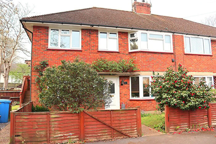2 Bedroom Ground Maisonette For Sale In Birchett Road, Farnborough, GU14