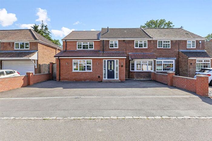 5 Bedroom Semi Detached House To Rent In Beechwood Close, Ascot, SL5