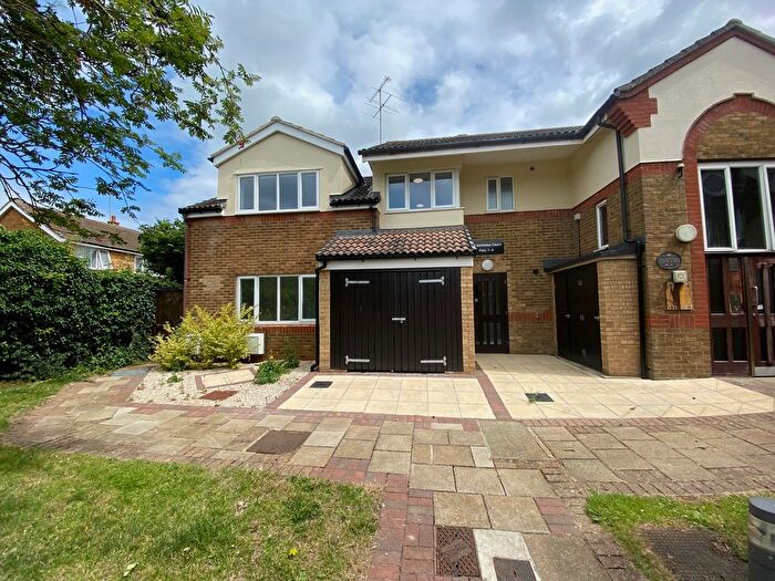 1 Bedroom Property To Rent In Harkness Court, Hitchin, SG4