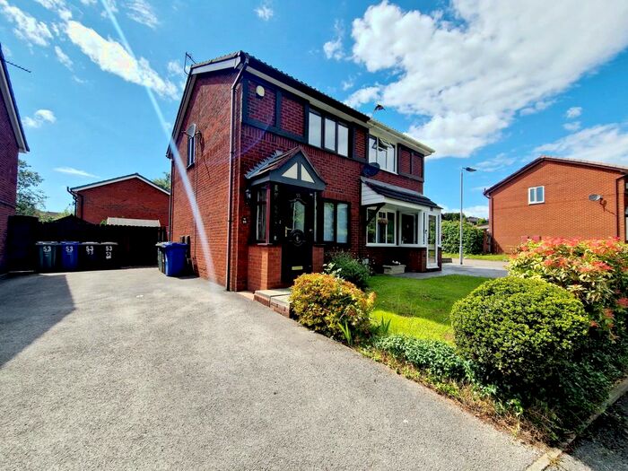 2 Bedroom Semi-Detached House To Rent In St Georges Road, Bury, Manchester, BL9