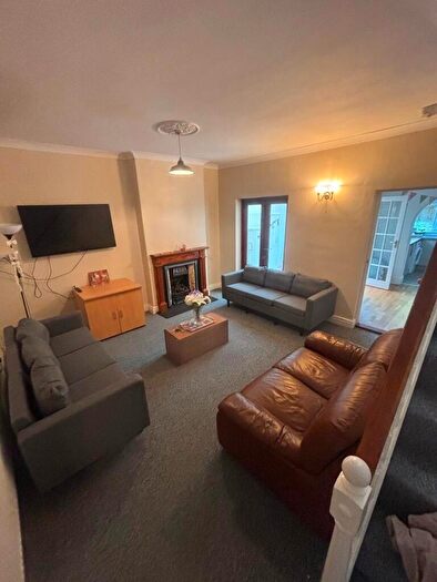 4 Bedroom House To Rent In Dereham Road, Norwich, NR2