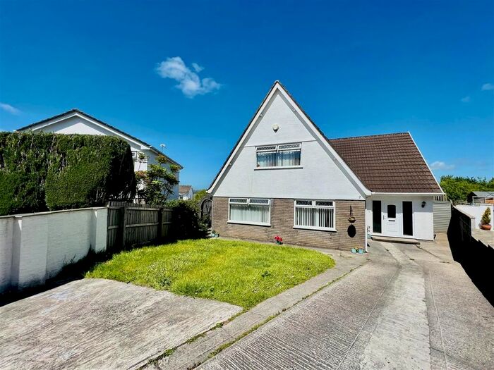 4 Bedroom Detached House For Sale In Pen Y Morfa, Penclawdd, Swansea, SA4