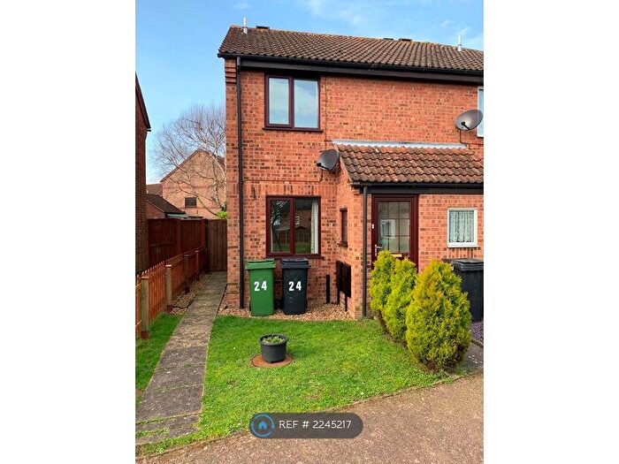 2 Bedroom Terraced House To Rent In Harvey Green, Loddon, Norwich, NR14