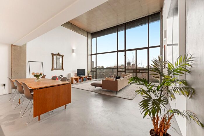 2 Bedroom Flat To Rent In Union Wharf, Wenlock Road, N1