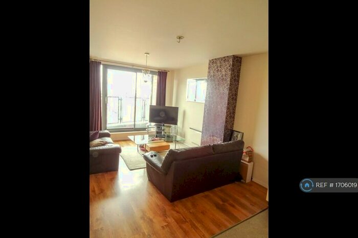2 Bedroom Flat To Rent In Blantyre Street, Manchester, M15