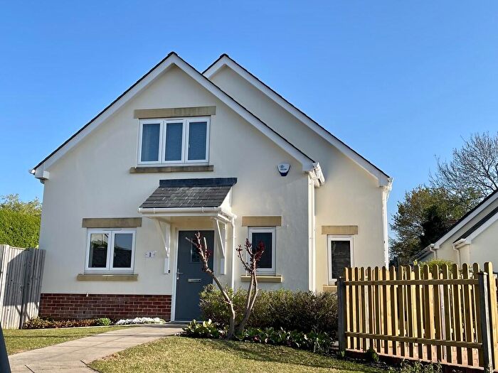 3 Bedroom Detached House For Sale In Matilda Close, Merley, BH21