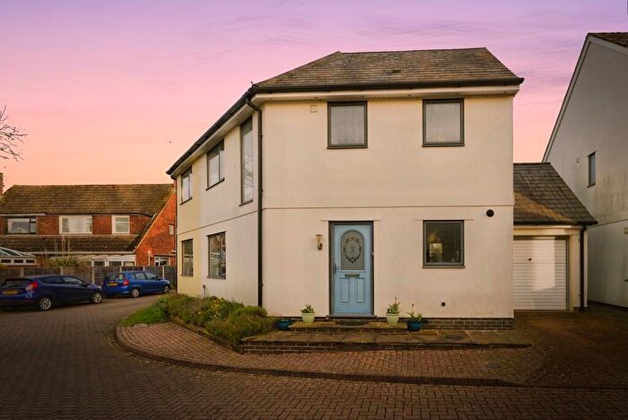 3 Bedroom Semi Detached House For Sale In Ashtree Mews, Cheltenham, Gloucestershire, GL51