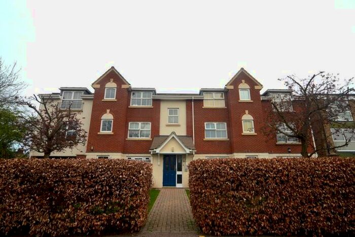 1 Bedroom Flat To Rent In Richmond House, Hatfield Road, St Albans, AL1