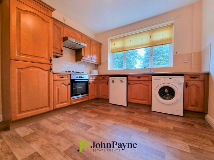2 Bedroom Bungalow For Sale In Nuneaton Road, Bulkington, Bedworth, Warwickshire, CV12