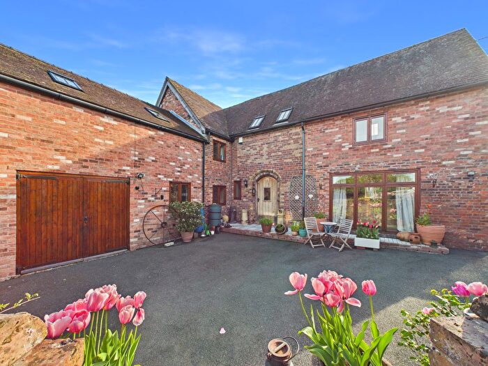 3 Bedroom Barn Conversion For Sale In Barn Court, Church Street, Broseley, TF12