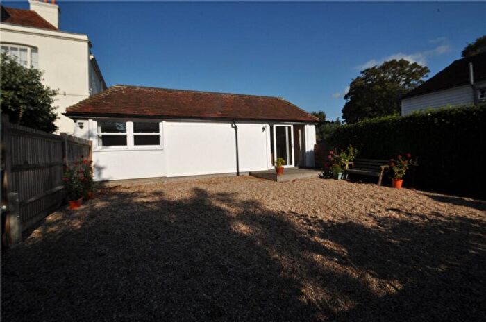 2 Bedroom Bungalow To Rent In Linden Grove, Canterbury, CT2