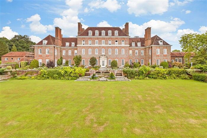 1 Bedroom Flat For Sale In Great Maytham Hall, Rolvenden, Cranbrook, Kent, TN17