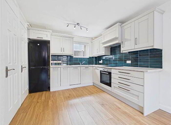 3 Bedroom Apartments For Sale In Friendly Way, Belfast, BT7
