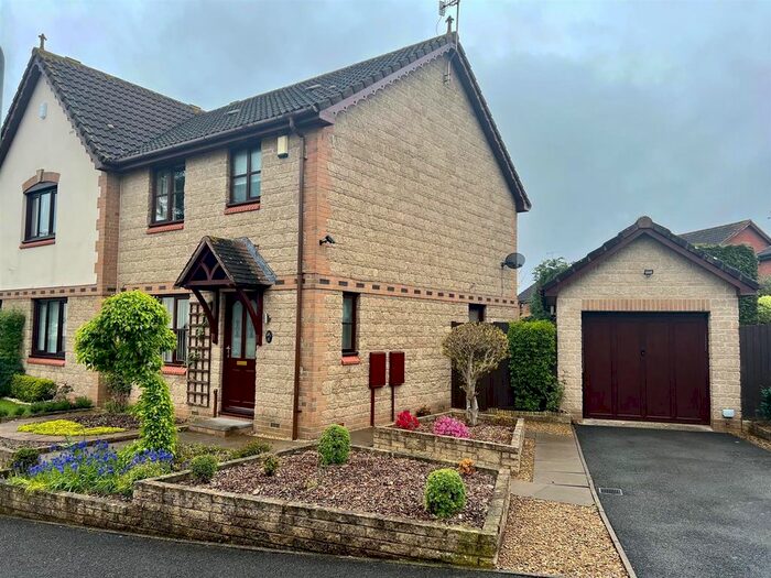 3 Bedroom Semi-Detached House To Rent In King Charles Avenue, Powick, Worcester, WR2