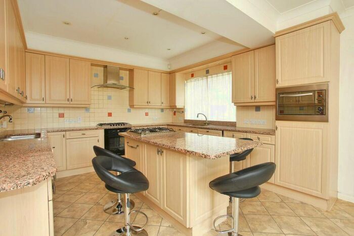 4 Bedroom House To Rent In Lyttelton Road, Hampstead Garden Suburb, London, N2