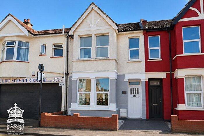 1 Bedroom Flat To Rent In Westborough Road, Westcliff-On-Sea, SS0