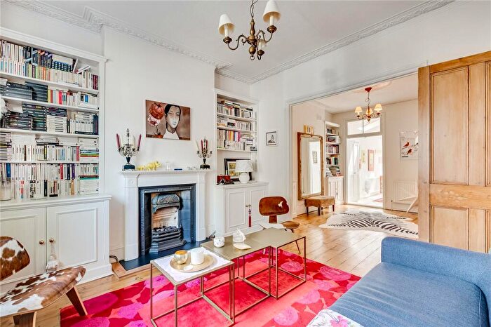 5 Bedroom House To Rent In Keildon Road, London, SW11