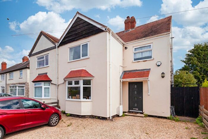 3 Bedroom Semi Detached House For Sale In Dene Road, Headington, OX3