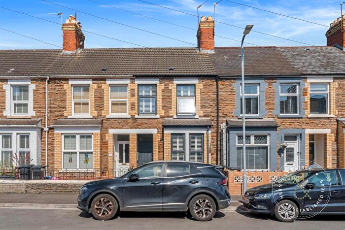 2 Bedroom Terraced House For Sale In Upper Kincraig Street, Roath, Cardiff, CF24