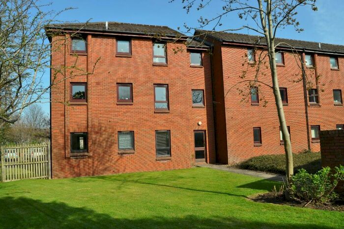 2 Bedroom Apartment To Rent In Caird Gardens, Hamilton, South Lanarkshire, ML3