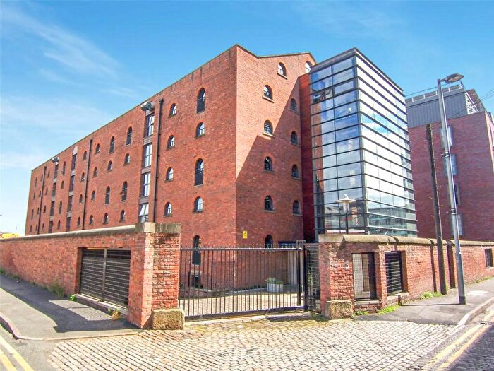 2 Bedroom Apartment To Rent In Jacksons Warehouse, Tariff Street, M1