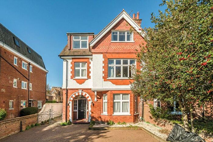 Studio For Sale In Richmond Road, Kingston Upon Thames, KT2