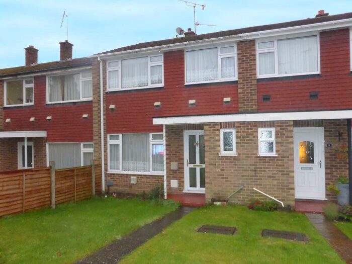 3 Bedroom Terraced House To Rent In Tees Close, Farnborough, Hampshire, GU14