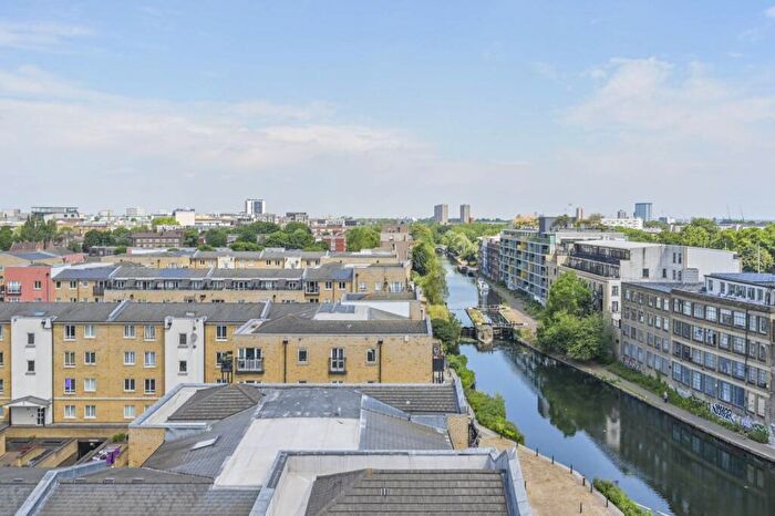 2 Bedroom Flat To Rent In Ben Jonson Road, Tower Hamlets, London, E1